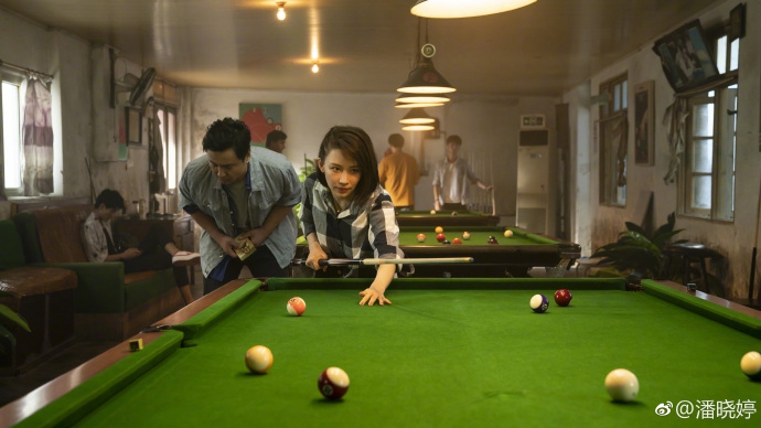 潘晓婷晒《飞驰人生》剧照