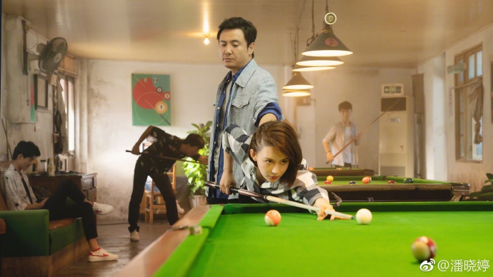 潘晓婷晒《飞驰人生》剧照