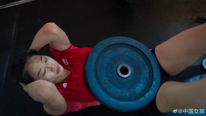 中国女排备战与意大利之战