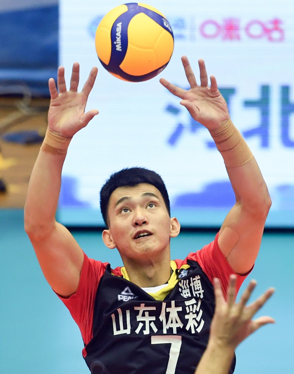 男排联赛：上海3-1山东