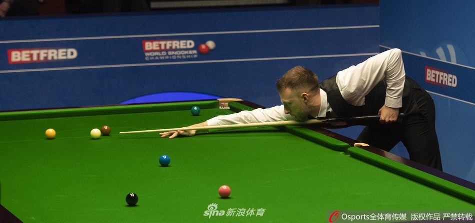 丁俊晖3-5落后特鲁姆普