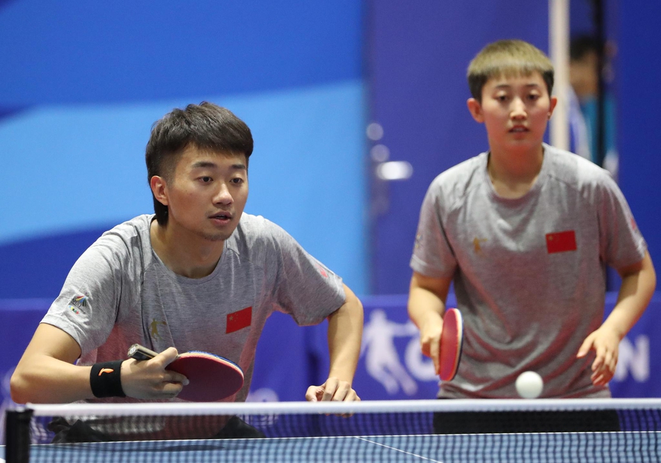 大运会国乒包揽混双冠亚军