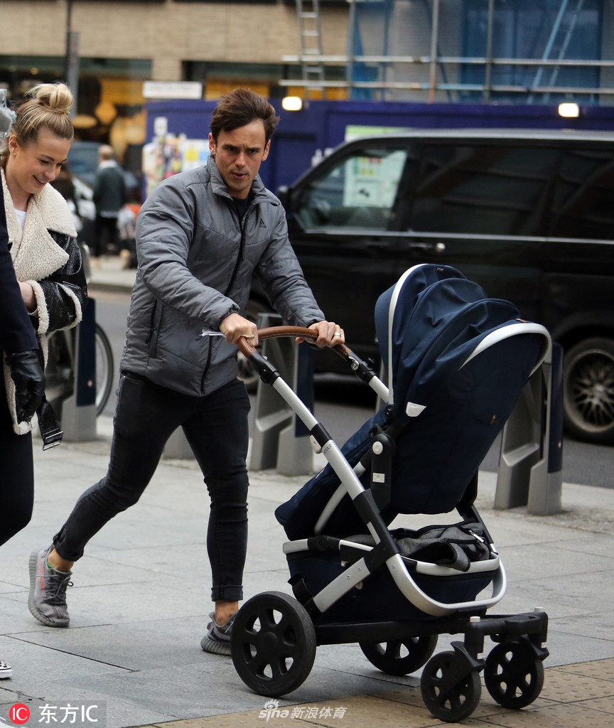 戴利推养子上街讨教育儿经