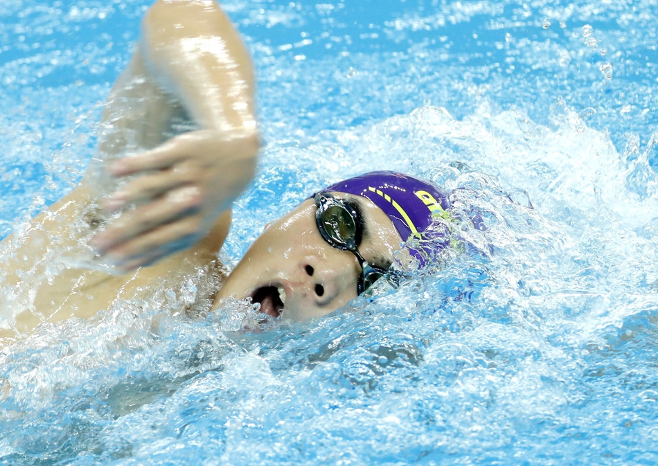 男子800米自由泳季新杰夺冠