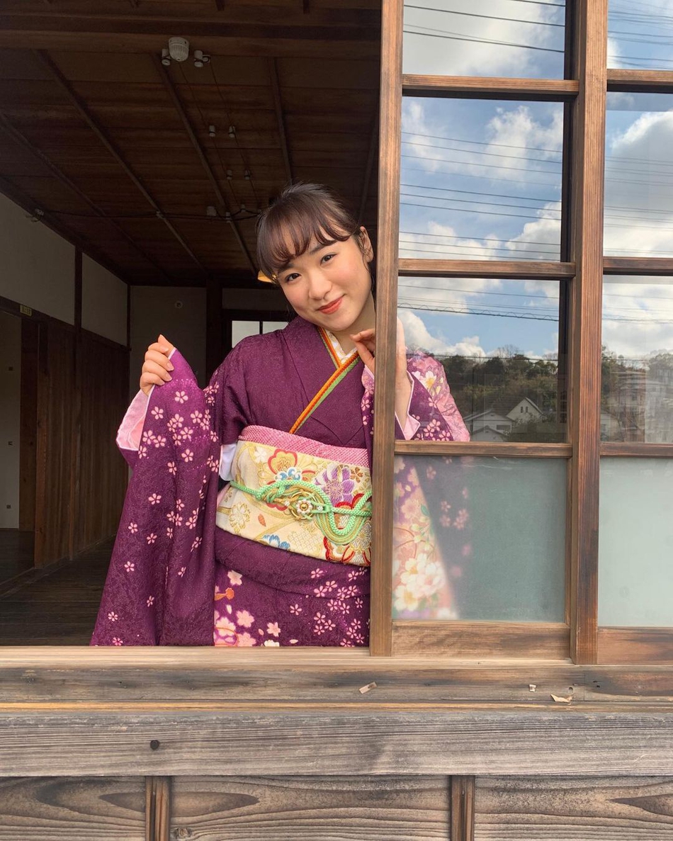 伊藤美诚成年日和服写真