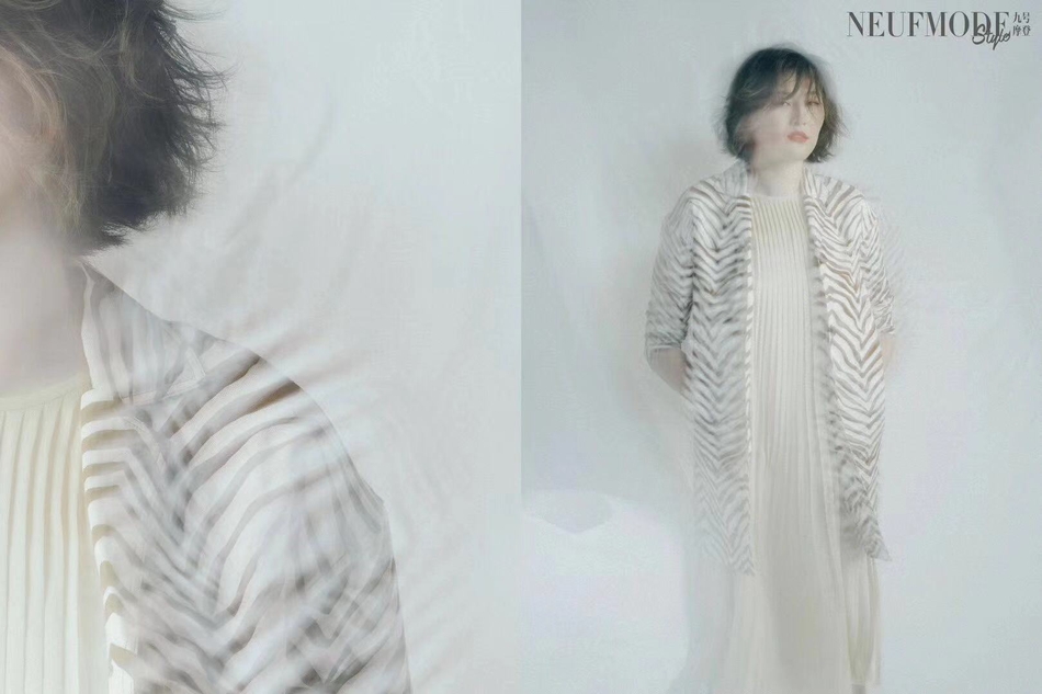 王一梅拍写真气场十足