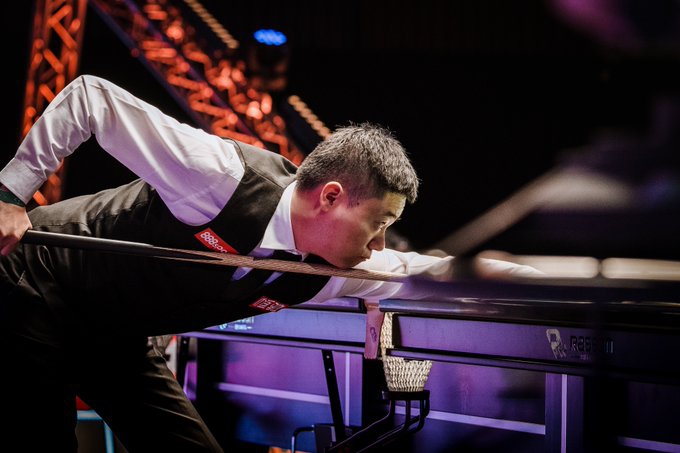 冠中冠丁俊晖4-6罗伯逊无缘4强