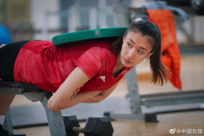 中国女排备战与意大利之战