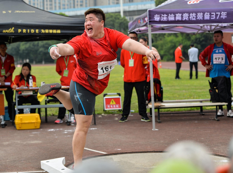 投掷项群赛第一站女子铅球