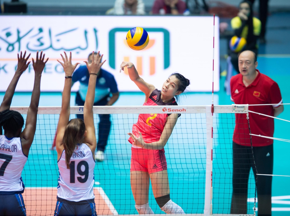 女排U18世青赛中国2-3意大利