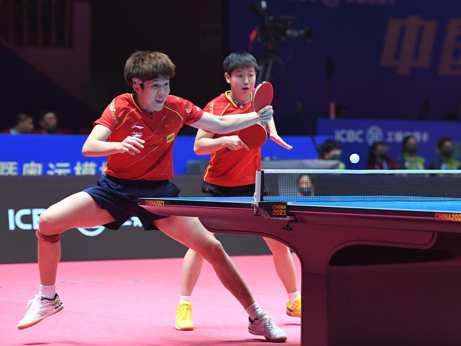 直通赛王楚钦/孙颖莎2-0周启豪/顾玉婷