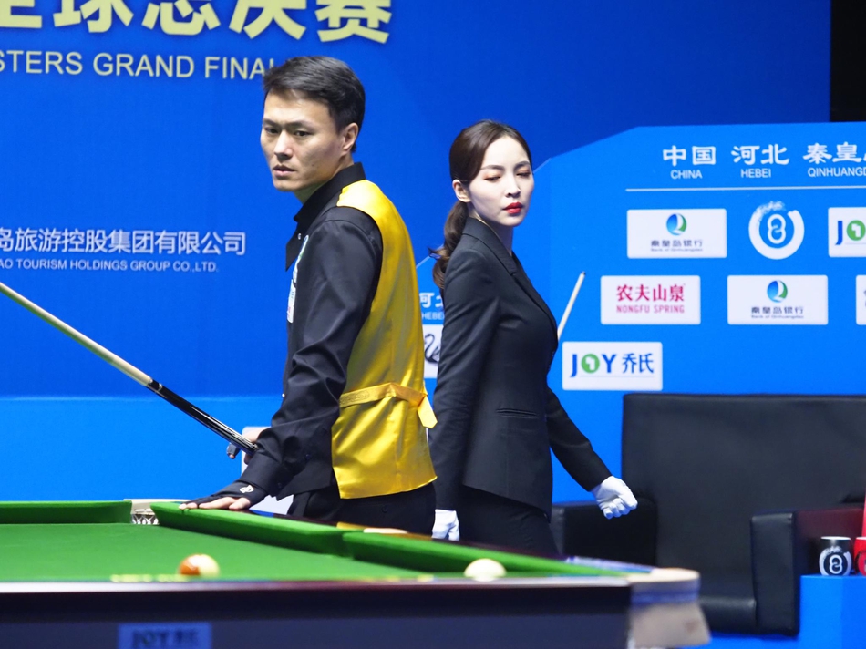 最美女裁判执裁中式台球巅峰战