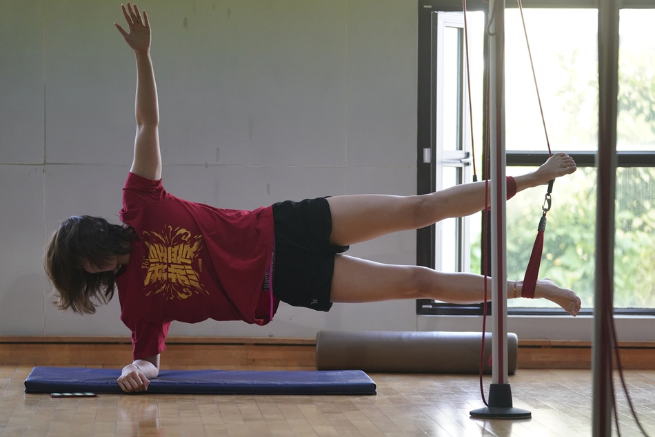 新浪直击傅园慧健身房备战