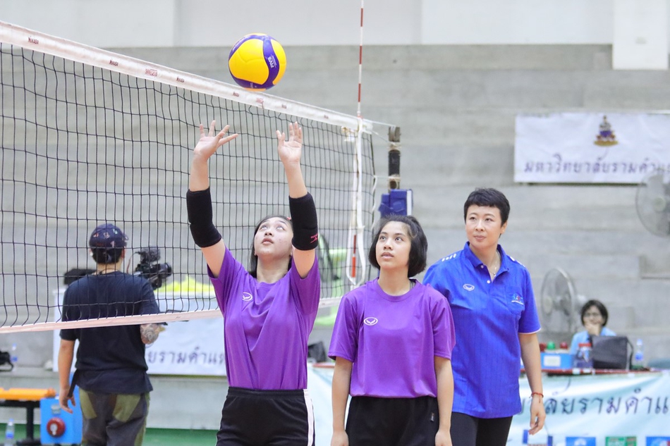 冯坤加提蓬泰国开课