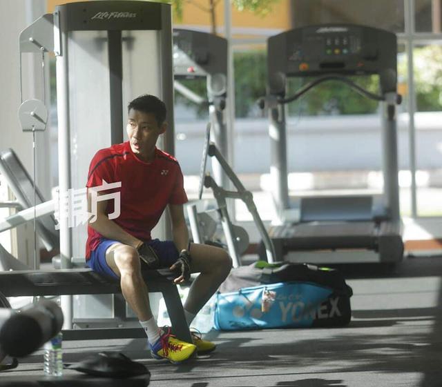 李宗伟恢复训练