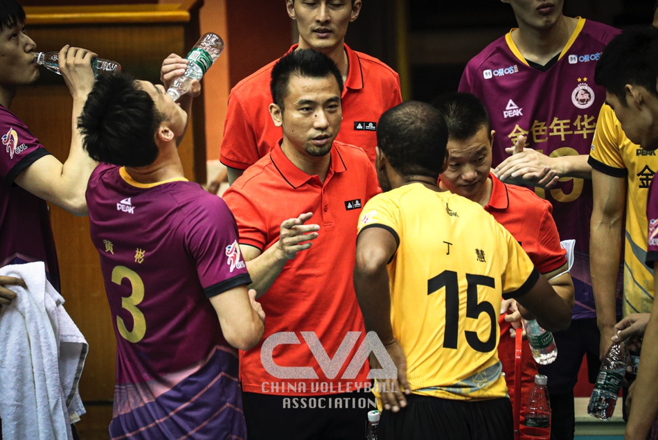 全锦赛上海男排3-1广东