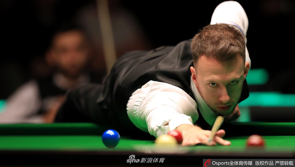 英锦赛首轮特鲁姆普6-0阿米里