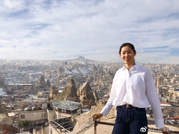 朱婷24岁生日快乐 要一直王之蔑视啊