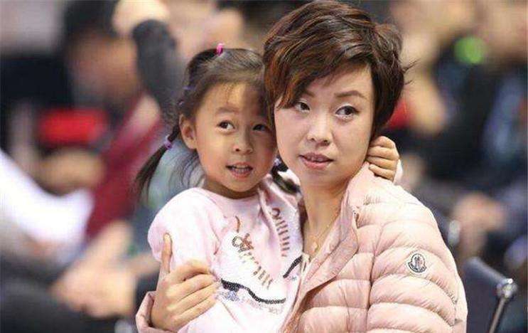 母亲节特刊乒乓球篇 丁宁酷似母亲