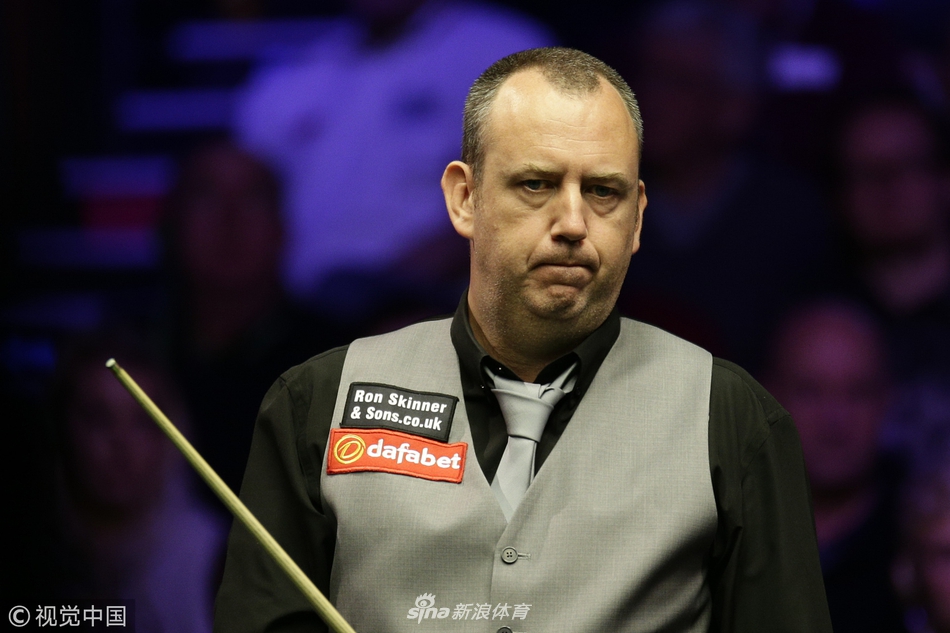 大师赛罗伯逊6-3威廉姆斯