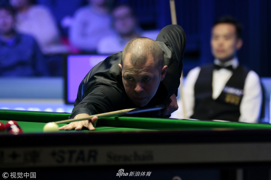 大奖赛次轮傅家俊1-4霍金斯