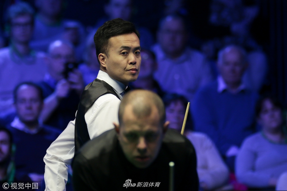 大奖赛次轮傅家俊1-4霍金斯