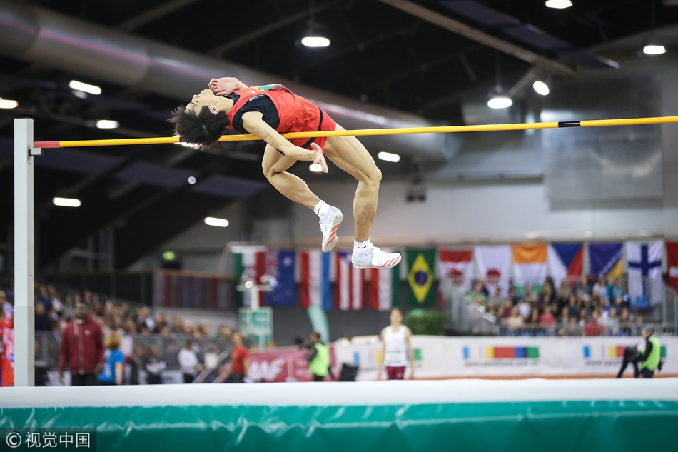 王宇2米34打破张国伟纪录