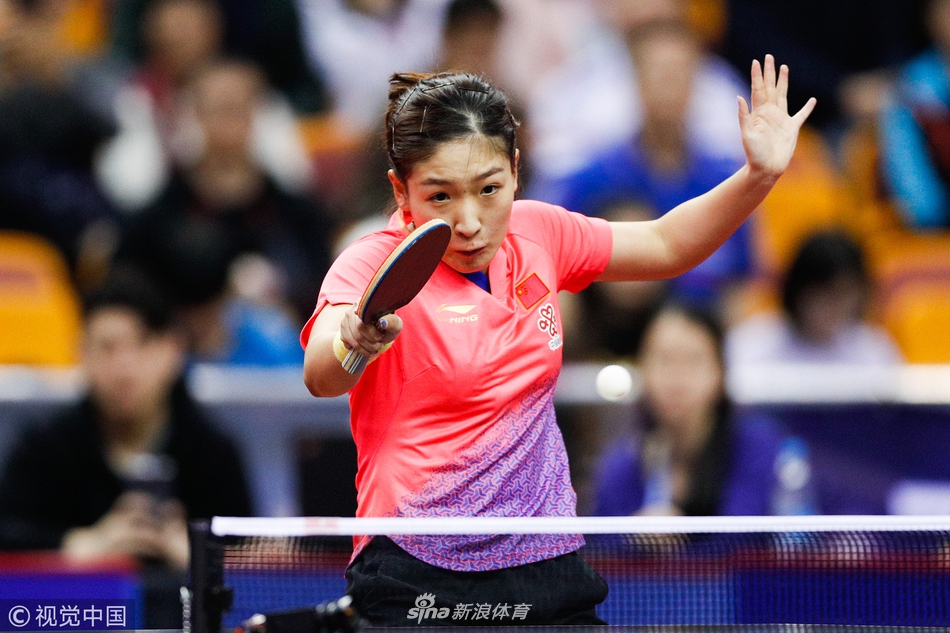 世乒赛直通赛刘诗雯3-2朱雨玲