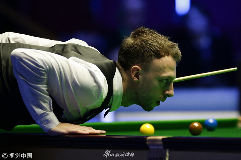 特鲁姆普进四强