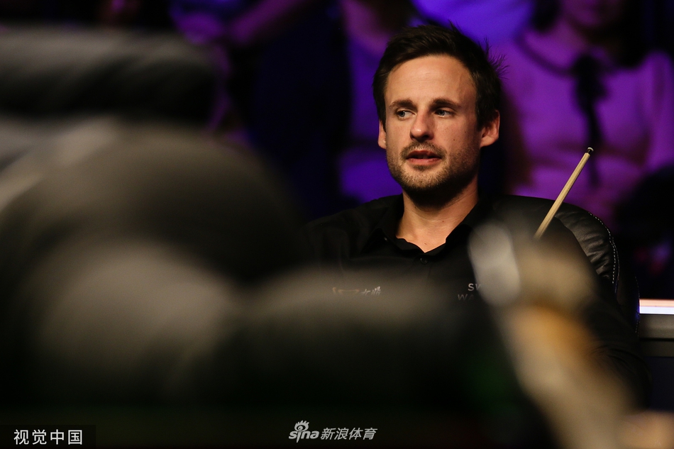 英格兰赛塞尔比夺排名赛第16冠