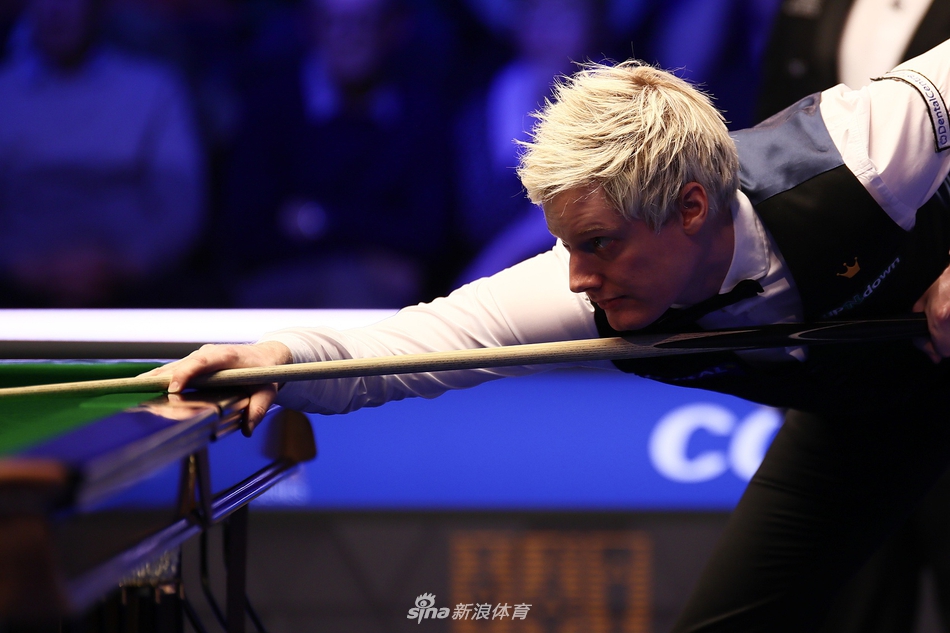 大奖赛罗伯逊6-4威尔逊进决赛