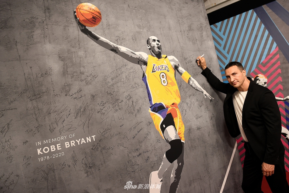 劳伦斯奖颁奖仪式群星缅怀科比