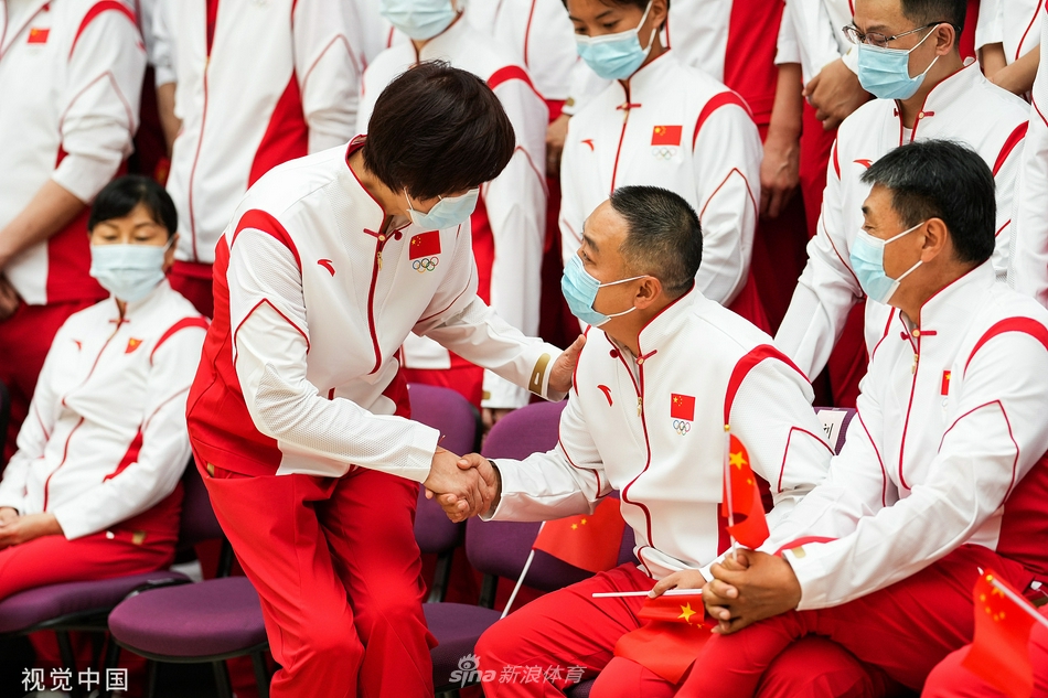 国乒女排参加奥运誓师大会
