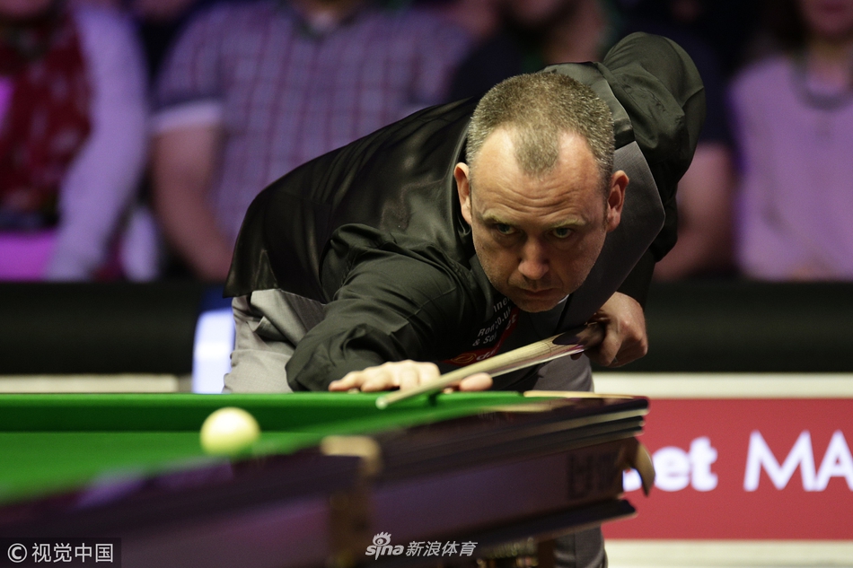 大师赛罗伯逊6-3威廉姆斯