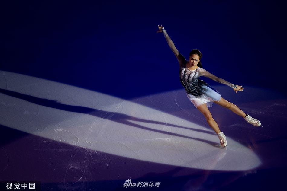 花样滑冰大奖赛法国站表演滑