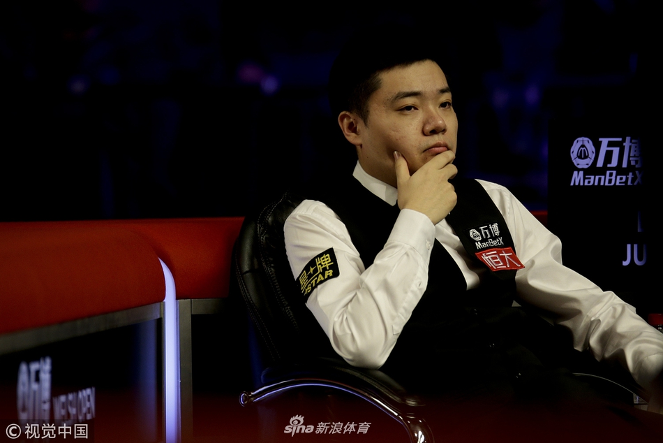 威尔士赛首轮丁俊晖4-0托顿