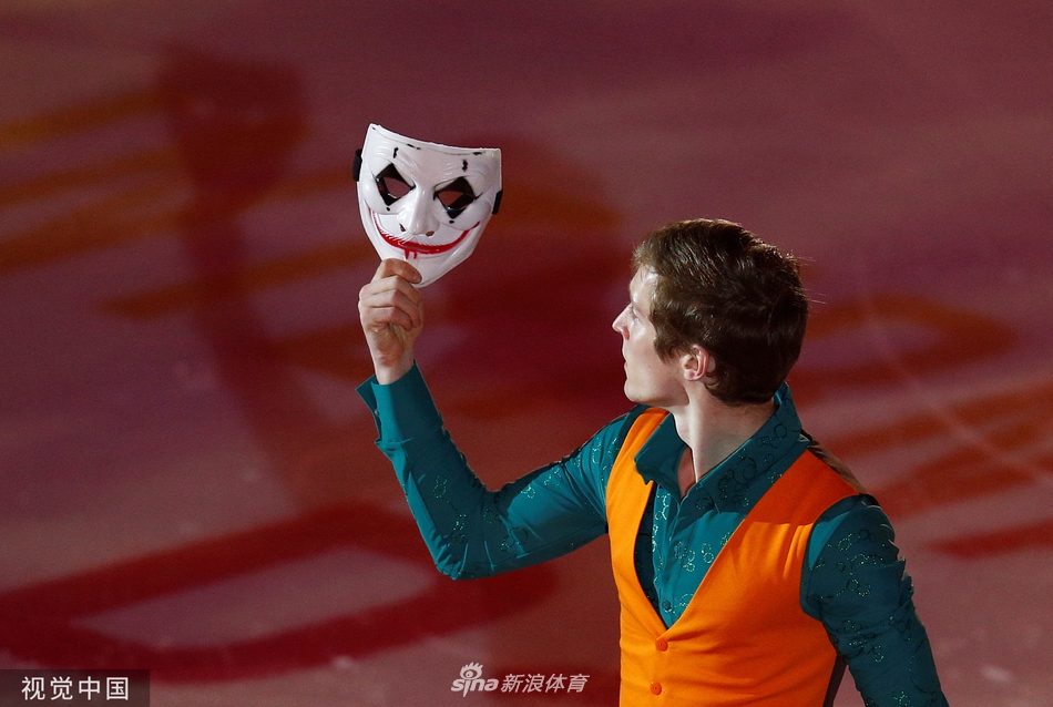 花样滑冰大奖赛法国站表演滑