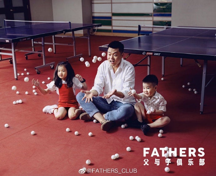 侯英超和两个孩子