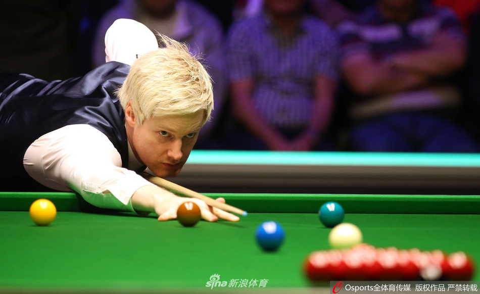 英锦赛颜丙涛6-1罗伯逊进8强