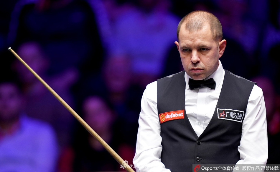 大师赛首轮希金斯6-1霍金斯