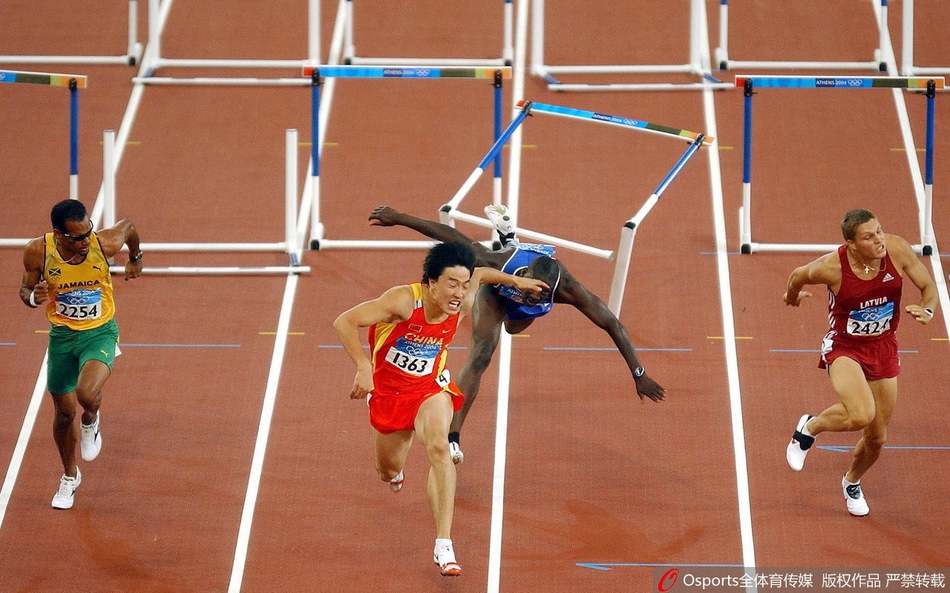 历史上的今天雅典奥运刘翔夺金