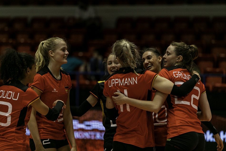 瑞士女排精英赛日本3-1德国