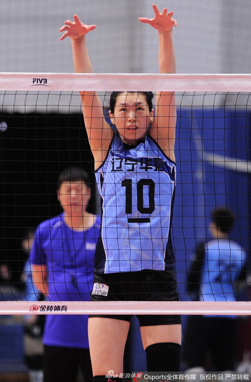 辽宁女排备战王一梅段放苦练