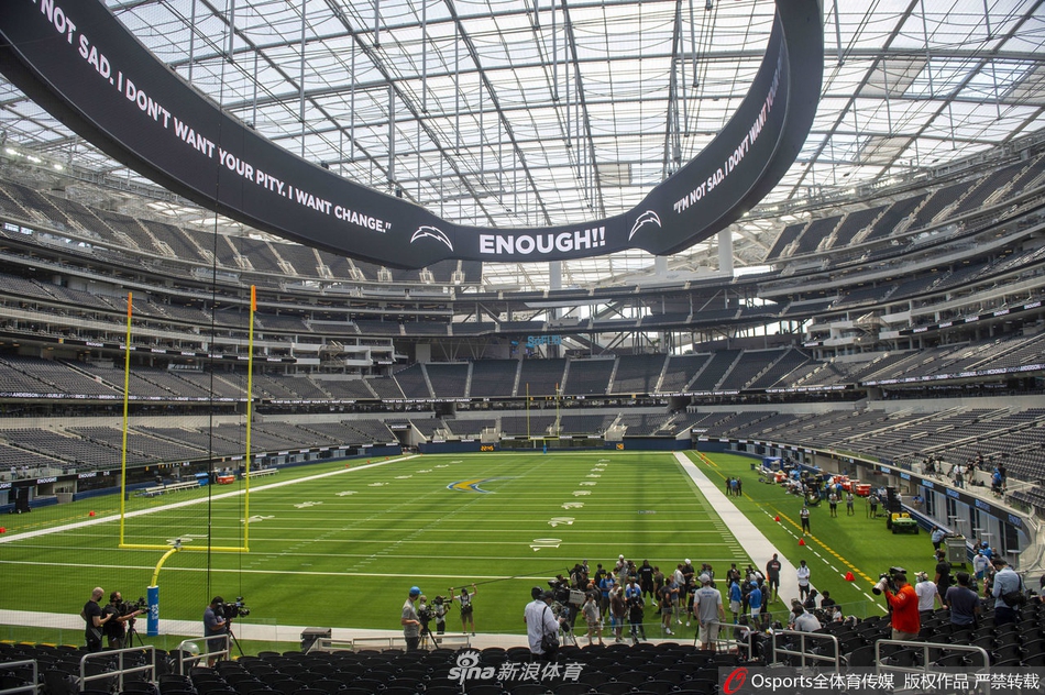 NFL洛杉矶闪电队罢赛抗议
