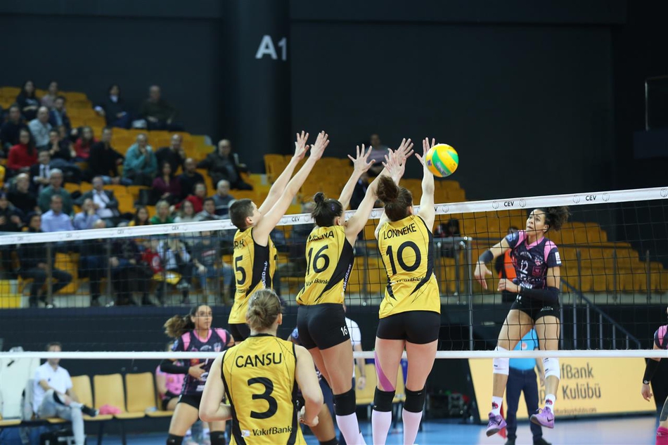 欧冠朱婷休战瓦基弗横扫