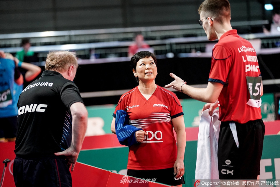 世乒赛许昕/刘诗雯4-0倪夏莲组合