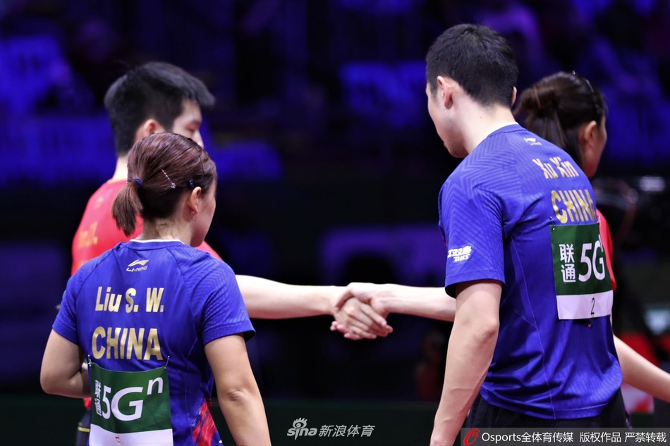 许昕/刘诗雯4-0樊振东/丁宁