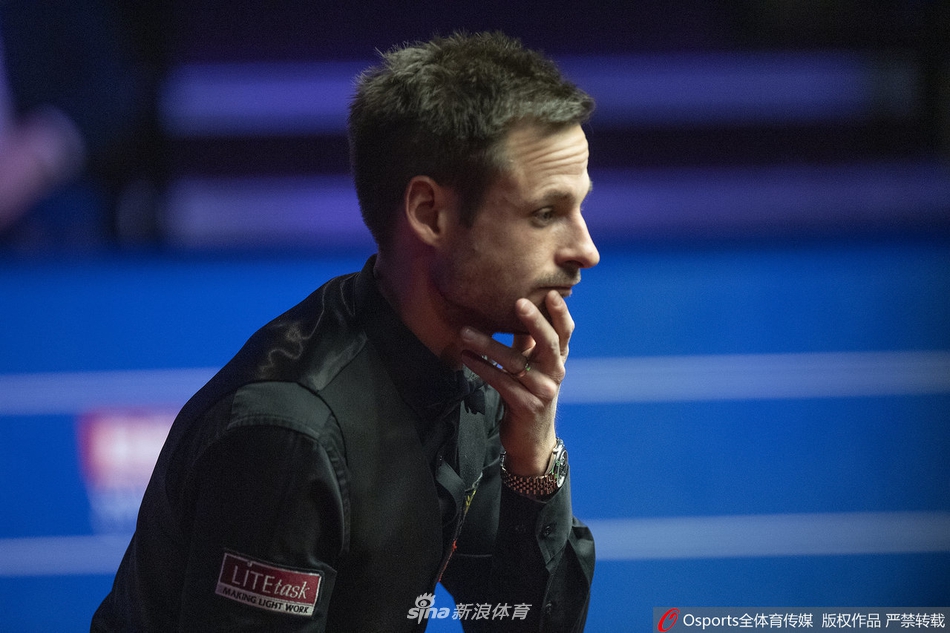 希金斯17-16吉尔伯托八进决赛