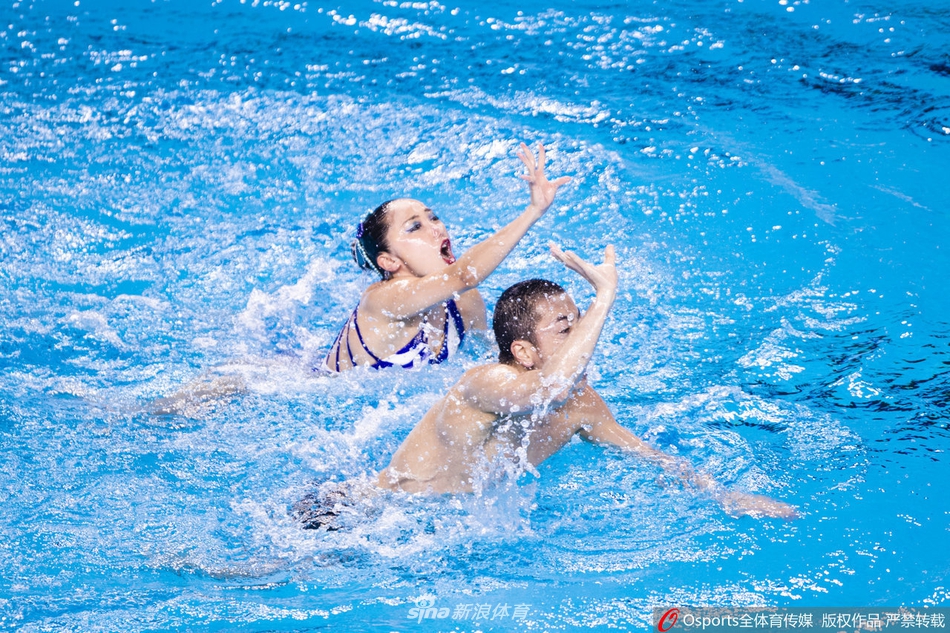 花游混双花样美男美女共舞