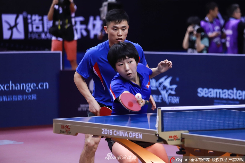 [中乒赛]爆冷！樊振东/丁宁遭朝鲜组合3-0横扫